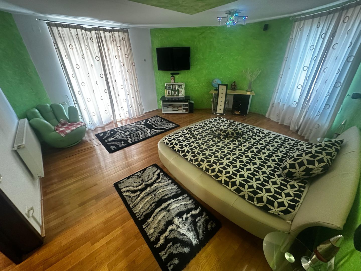 CASA INDIVIDUALA, 9 CAMERE, TEREN 475 MP, MOBILAT/UTILAT, COMIS 0% - Poză 23