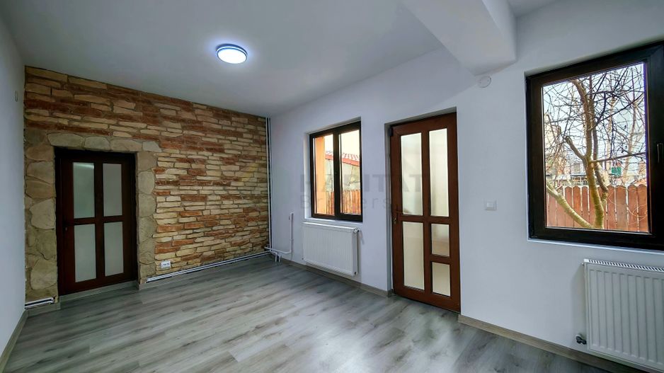 Vilă Individuală cu o curte generoasa zona Aparatorii Patriei - Poză 5