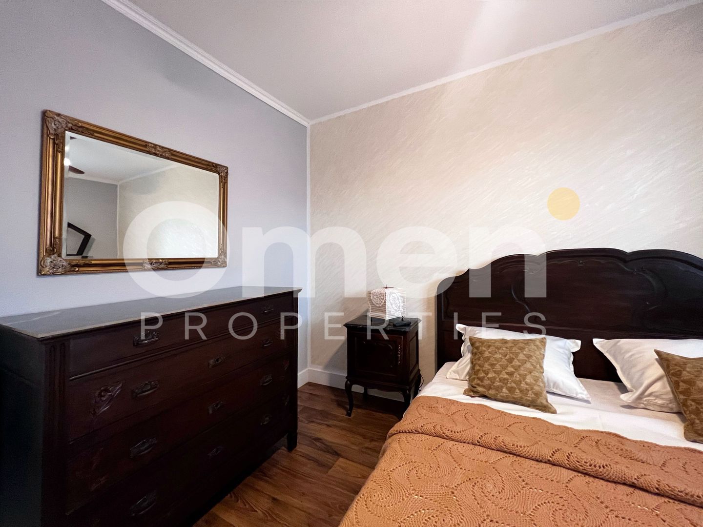 Apartament 2 camere | stil clasic | zona Centrul Vechi. - Poză 3