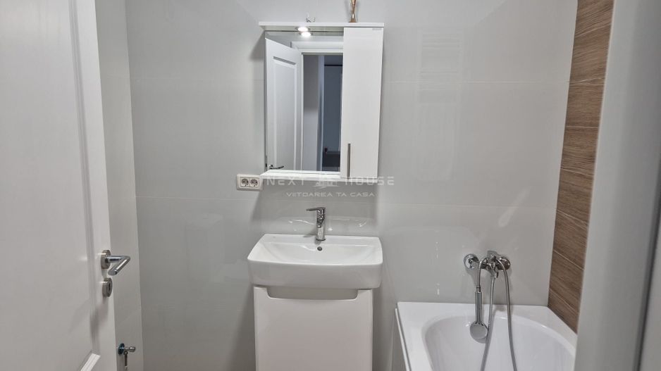 Apartament Parcul Carol ( Liberty Mall ) - la 2 km de Unirii - Poză 11