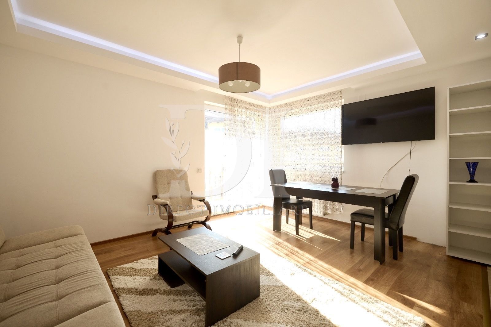 Apartament 3 camere / Parcare / Zona accesibila - Poză 1