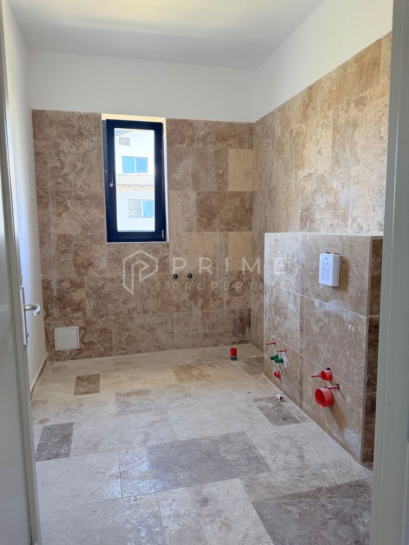 Vilă chalet modern cu perete panoramic de sticlă - Livezeni, Mureș - Poză 14