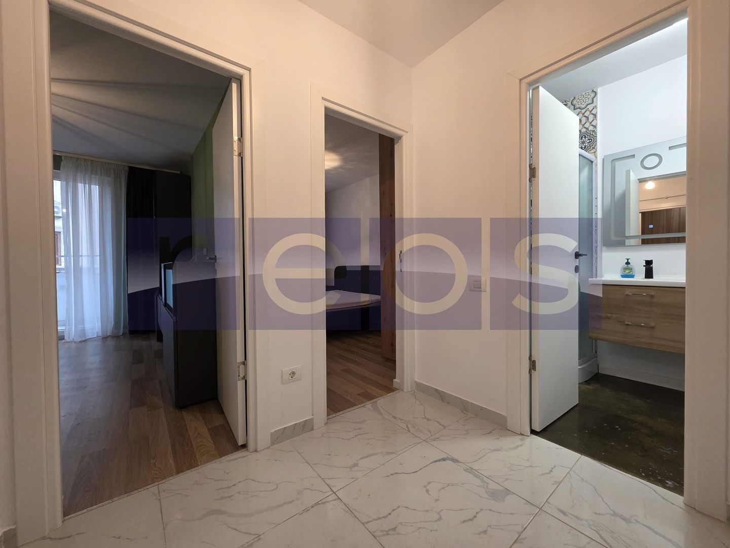 INCHIRIERE -2 CAMERE -DECOMANDAT  -CENTRALA PROPRIE - Poză 6