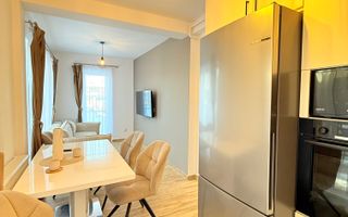 Casă la cheie | 3 dormitoare | Zona restaurantului Il Milanese - Poză 3