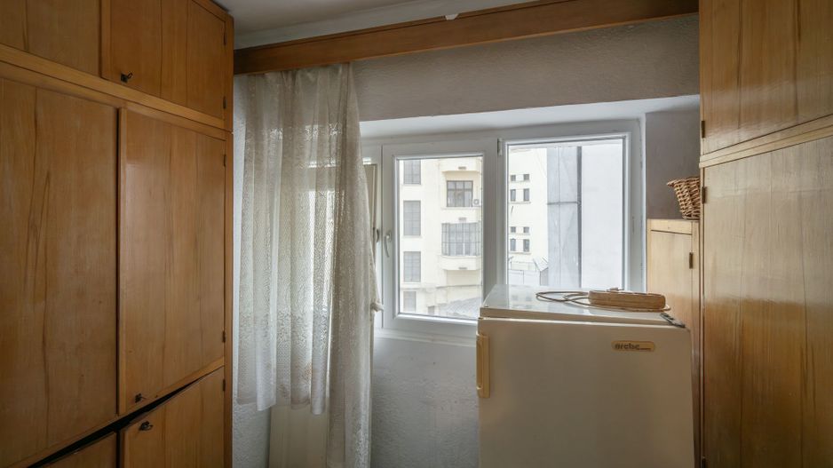 Oportunitate! Apartament 4 Camere 1 Minut Metrou Universitate - Poză 26