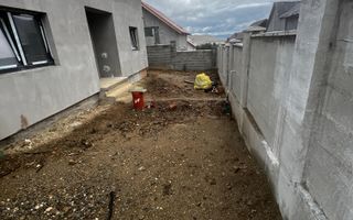 Casa/Villa , 5 camere, singur in curte - oras Codlea/Brasov - Poză 2