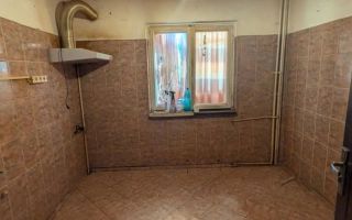 Aapartament 2 camere decomandat Rovine et 1 - Poză 2