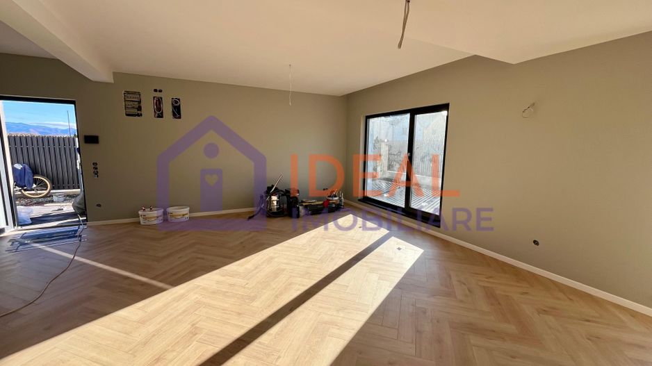 Apartament premium cu 4 camere și curte proprie – parter - Poză 1