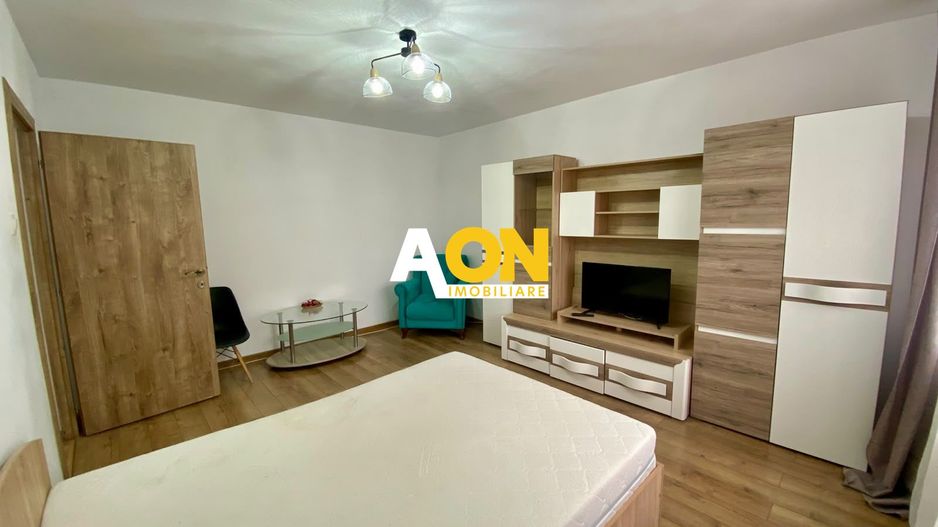 Apartament 2 Camere, Cetate, Complet Renovat - Poză 1