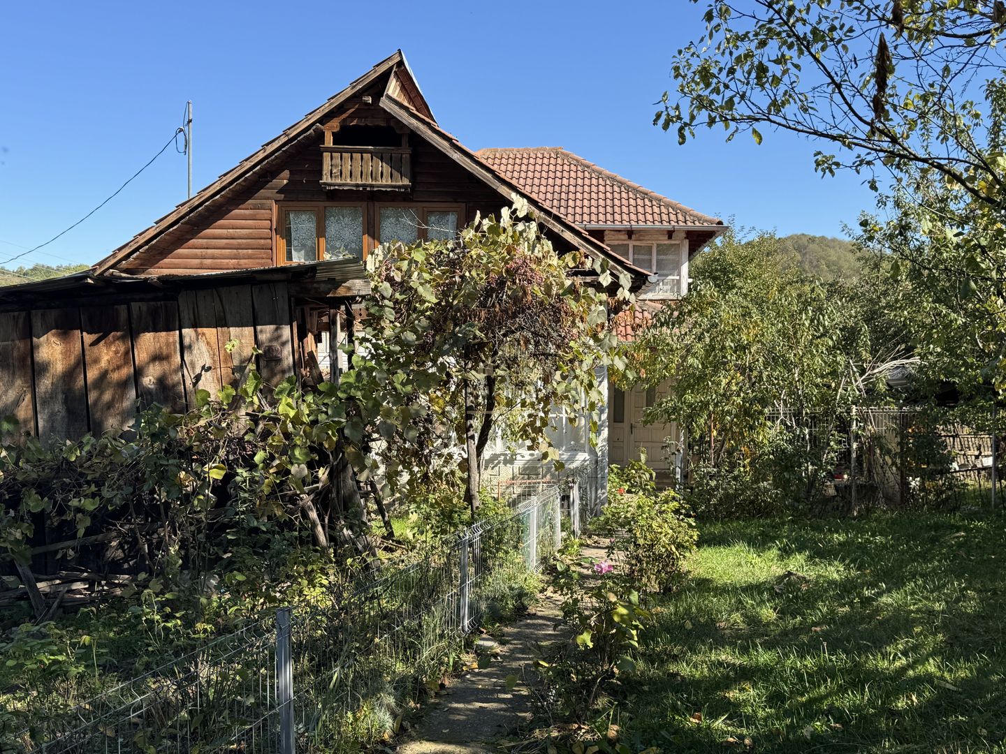 CASA 4 CAMERE TEREN 800 MP CAPUL PISCULUI COMUNA GODENI JUD. ARGES - Poză 22