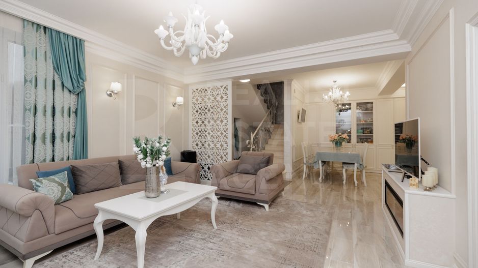 Vânzare,casă, 3 nivele, str. Nicolae Sulac , Codru - Poză 2