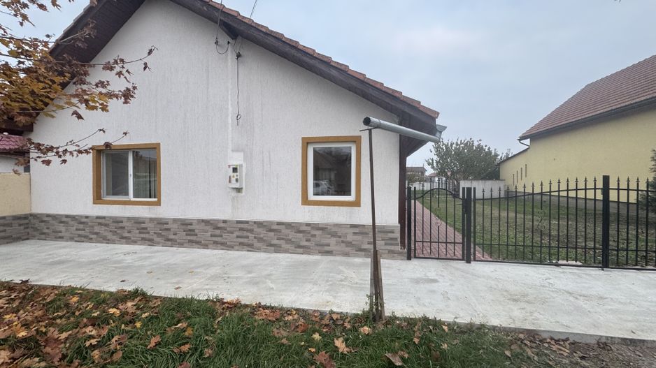 Casa Renovata Parter Becicherecu Mic,Vatra Veche,Teren Generos - Poză 1