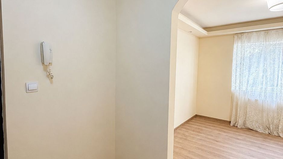 Soarelui | 1 Camera | Renovat recent | Disponibil imediat - Poză 6