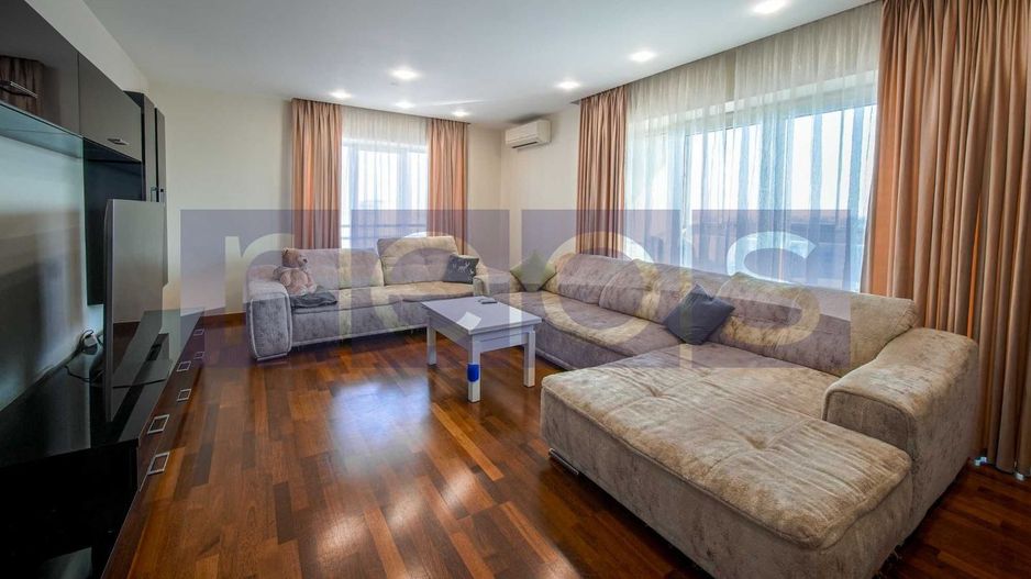VANZARE 3 CAMERE DECOMANDAT -LOC DE PARCARE - Poză 1