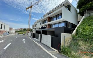 Duplex 4 camere cu panorama superba in cartierul Europa - Poză 3