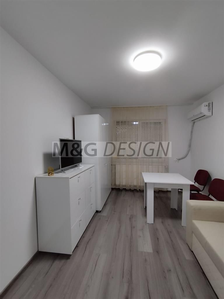 Complexul Studentesc garsoniera renovata - Poză 1