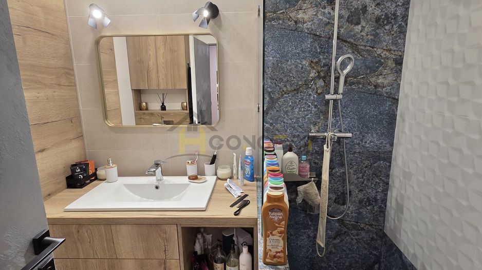 Apartament 2 camere mobilat utilat LUX Vitan Barzesti - Poză 7