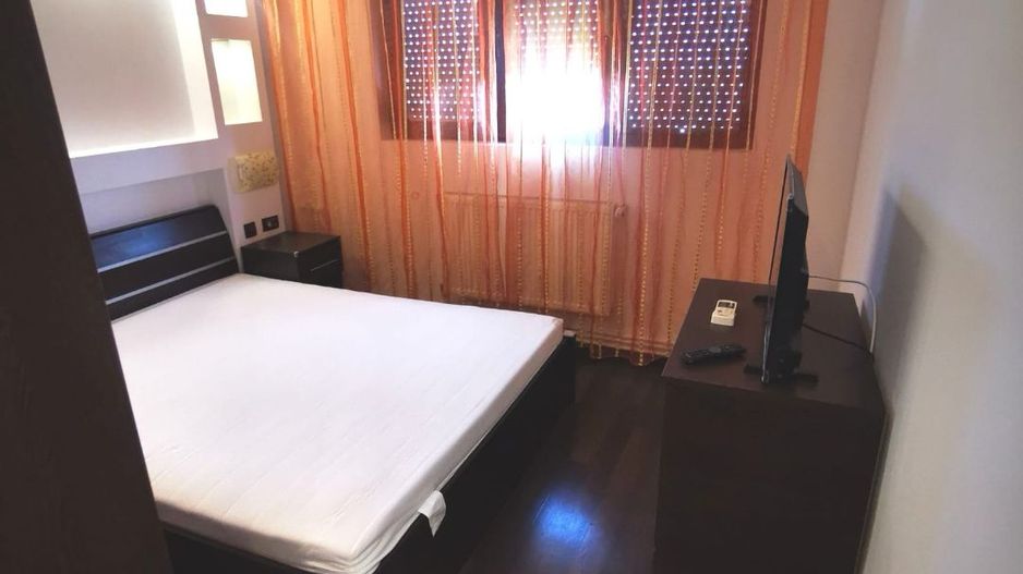 De inchiriat apartament cu 2 camere etaj 7 din 8, Micro 21, 1700 lei - Poză 2