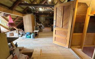 Casă de vanzare 6 camere 220 m² utili cu 376 M² teren la șosea - Poză 8
