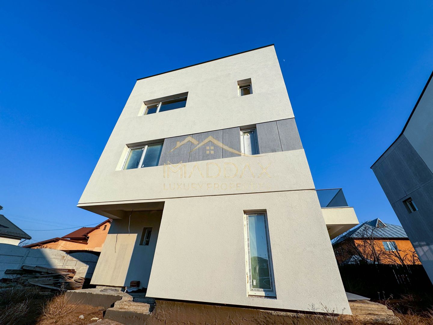 Vila de vanzare 6 camere***Mogosoaia - Poză 1