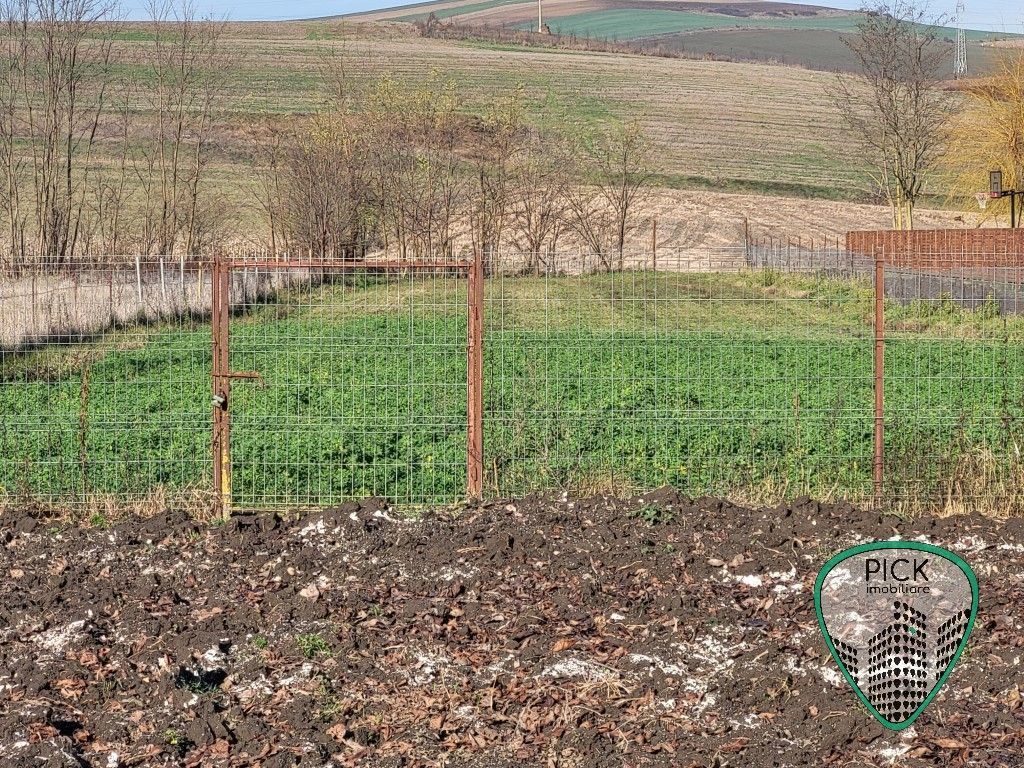 P 1160 - Teren de 2000 mp în Mureș, Nazna - Poză 2
