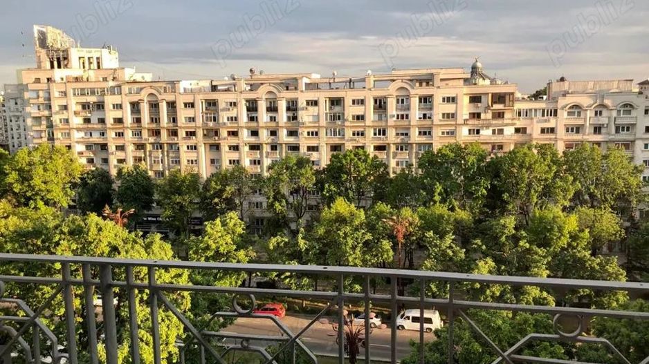 Apartament 2 camere, vedere panoramica spre Bulevardul Unirii - Poză 10