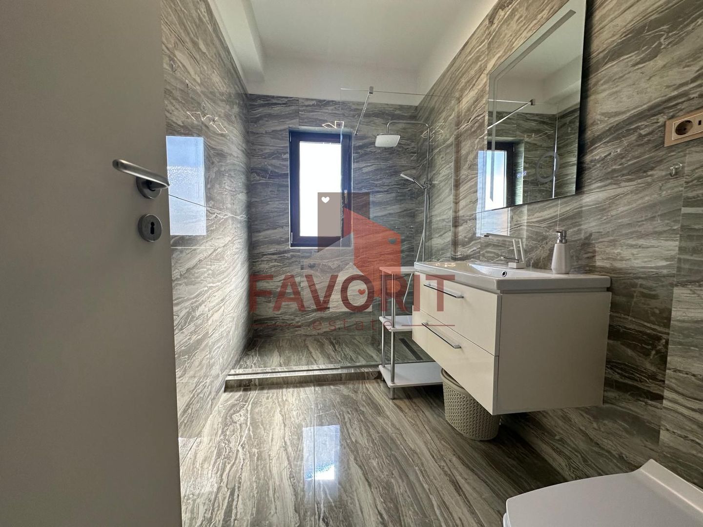 2 camere | etaj 2 | centrala proprie | loc de parcare acoperit | complet utilat - Poză 9