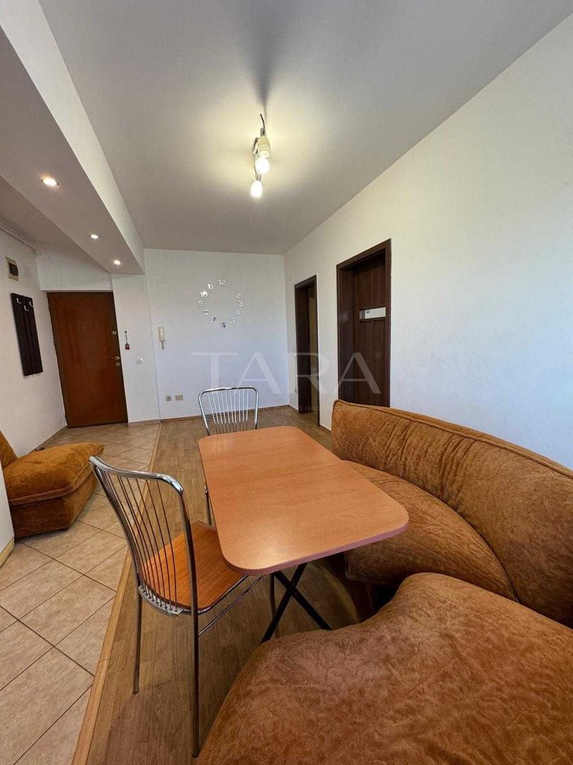 Apartament cu 2 camere, balcon, etaj 2, Calea Turzii. - Poză 3