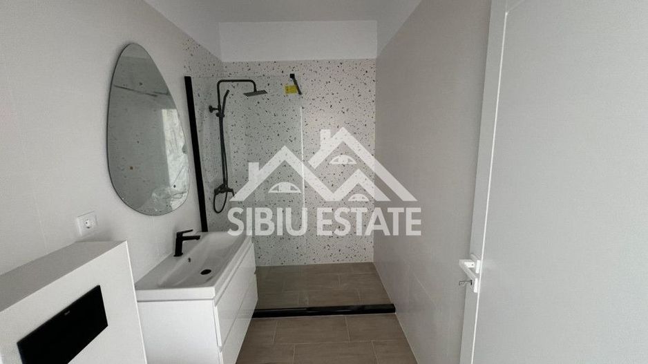 Apartament cu Gradina generoasa de 49 mp 3 camere, terasa, balcon - Poză 4
