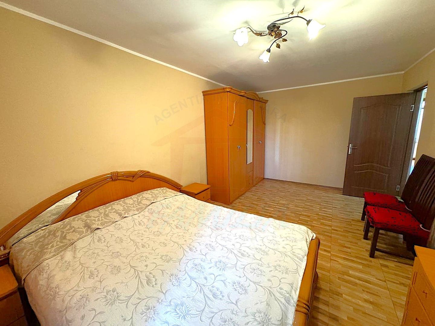 70.000 Euro 3 camere, liber, decomandat, zona Gradina Publica - Poză 10