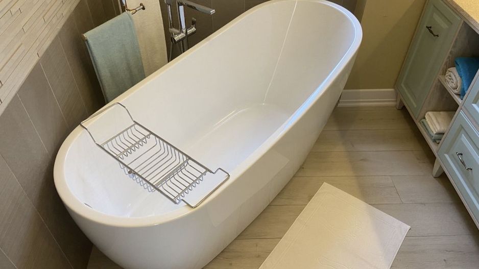 BRASADAS vinde Ap 2 cam 85mp 2018 vedere lac Siutghiol. - Poză 8