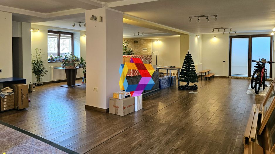 Casă plus Spațiu comercial  741 mp, Teren 906 mp Brasov - zona Blumana - Poză 17