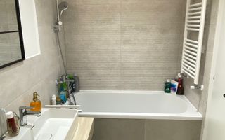 De Inchiriat Apartament 3 Camere de Lux, pe 2 Nivele, Sebastian sect.5 - Poză 31