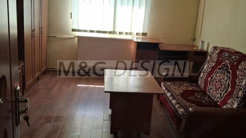 Garsonieră  zona Aradului etaj 3 - Poză 1