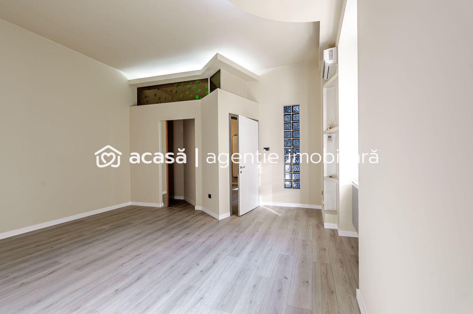 Apartament ultracentral, complet renovat, Strada Eminescu nr. 7 - Poză 7