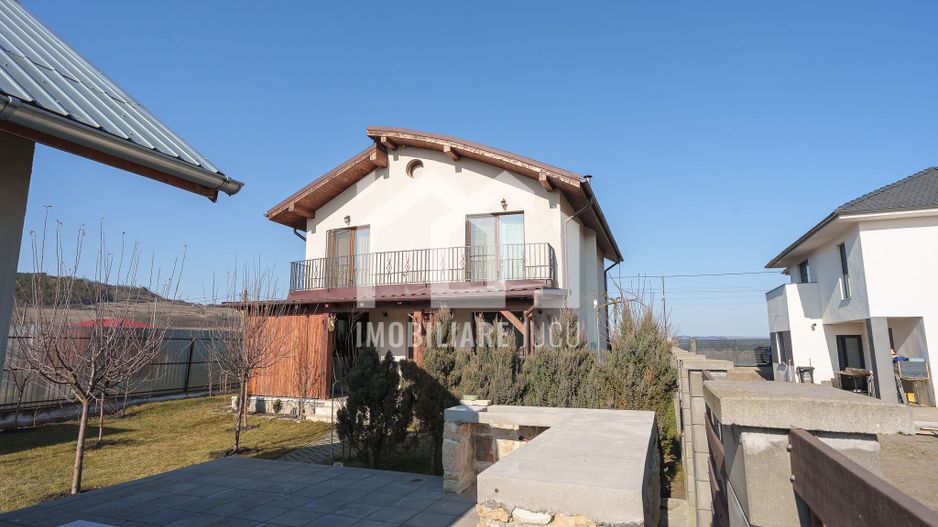 Casa individuala la cheie, 5 camere,180mp, teren 650mp, Jucu de Mijloc - Poză 1