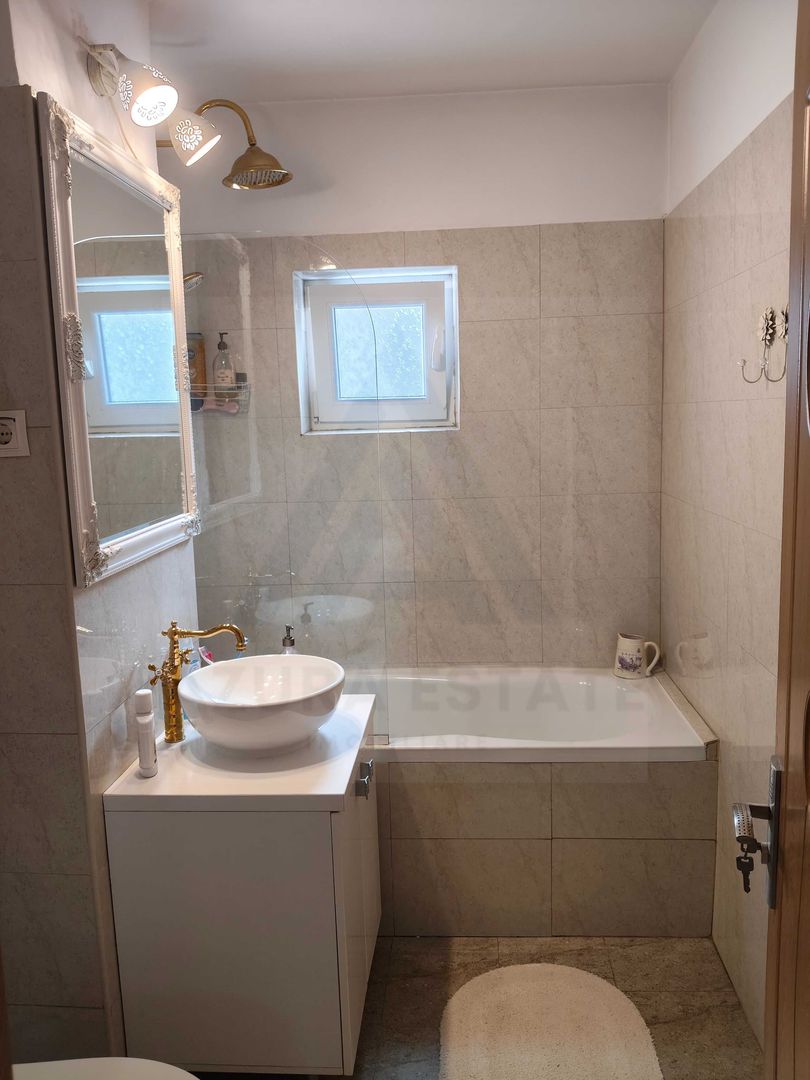 Apartament ultrafinisat 60 mp utili cu bucatarie inchisa zona Terezian - Poză 8