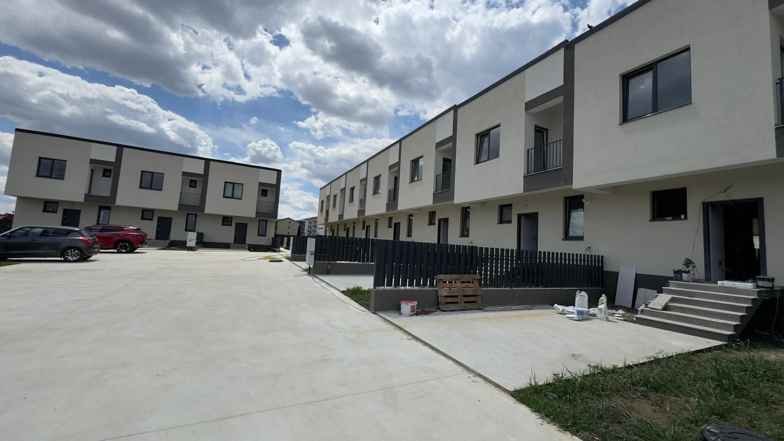 CASE INSIRUITE, TOATE UTILITATILE, STATIE STB IN FATA, COMISION 0% - Poză 4