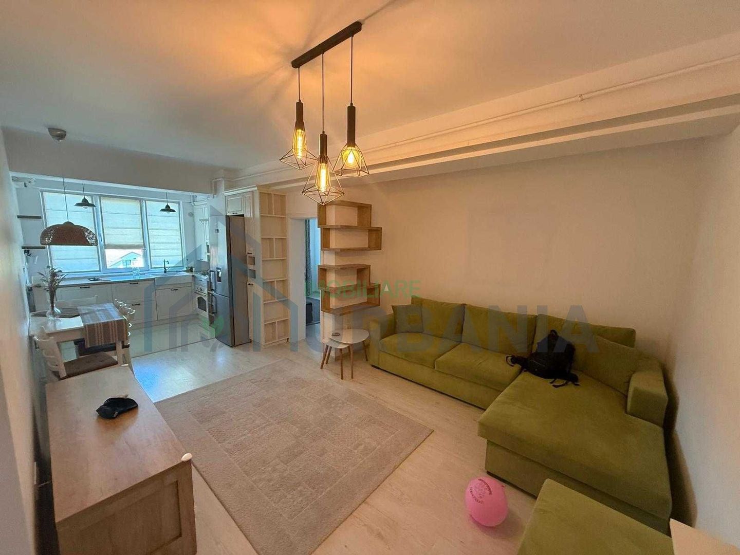 Apartament mobilat de închiriat pentru studenți UMF, 3 camere, Iași, zona Palas - Poză 1