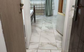 # Închiriez garsonieră,baie proprie,apă caldă,Bularga, Jumbo - Poză 1