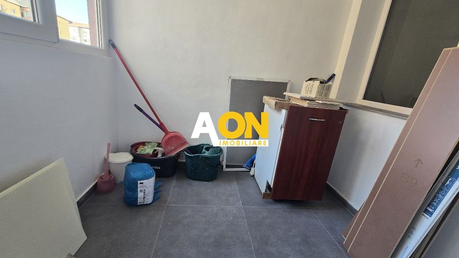 Apartament 3 Camere,  2 Bai, Etaj 1, Complet Renovat, Cetate - Poză 5