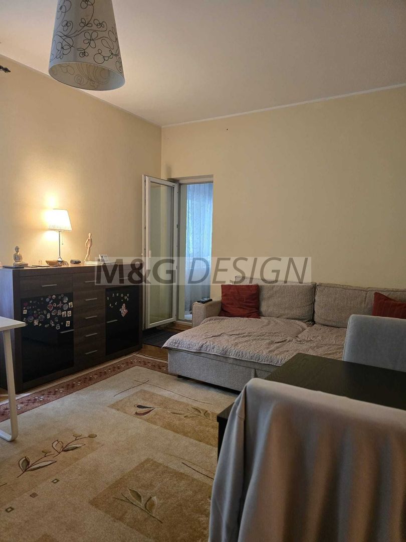 Apartament 3 camere zona Centrala - Poză 1