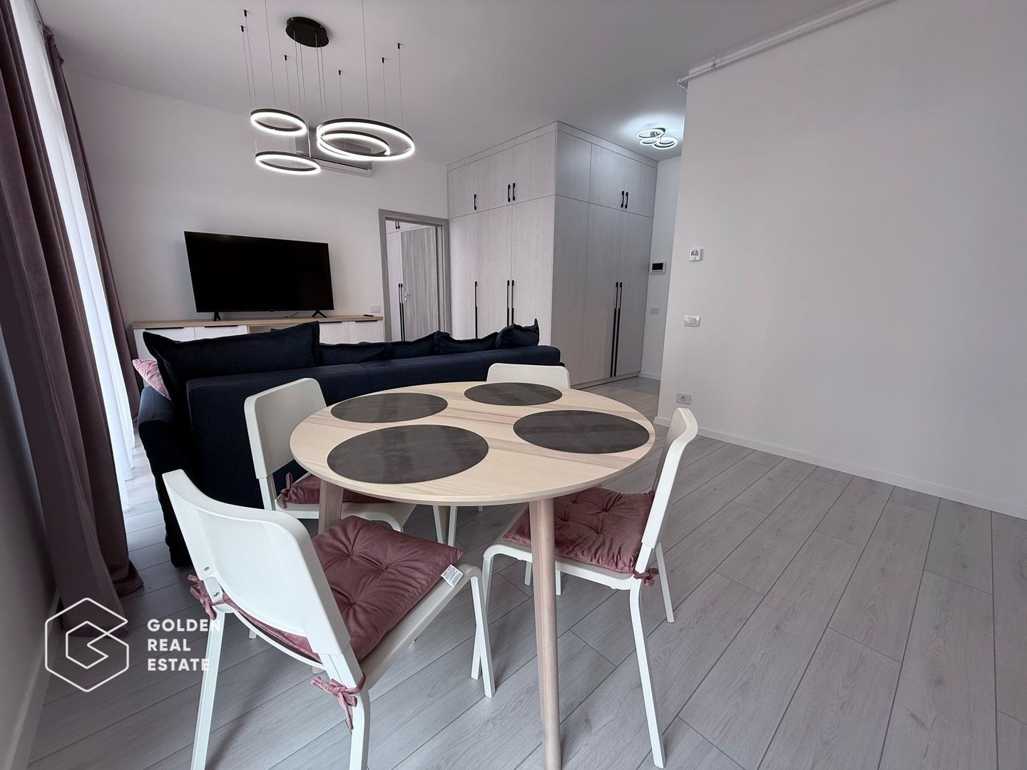 Apartament cu 2 camere, zona Vlaicu - Poză 1