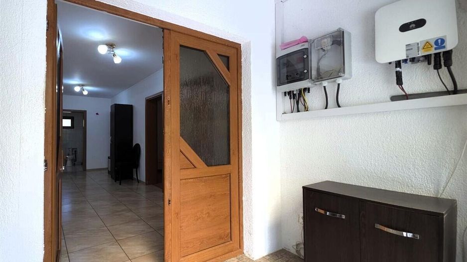 Castelu - Str. Florilor, casa din 2012, teren 737 mp si 106 mp utili - Poză 9