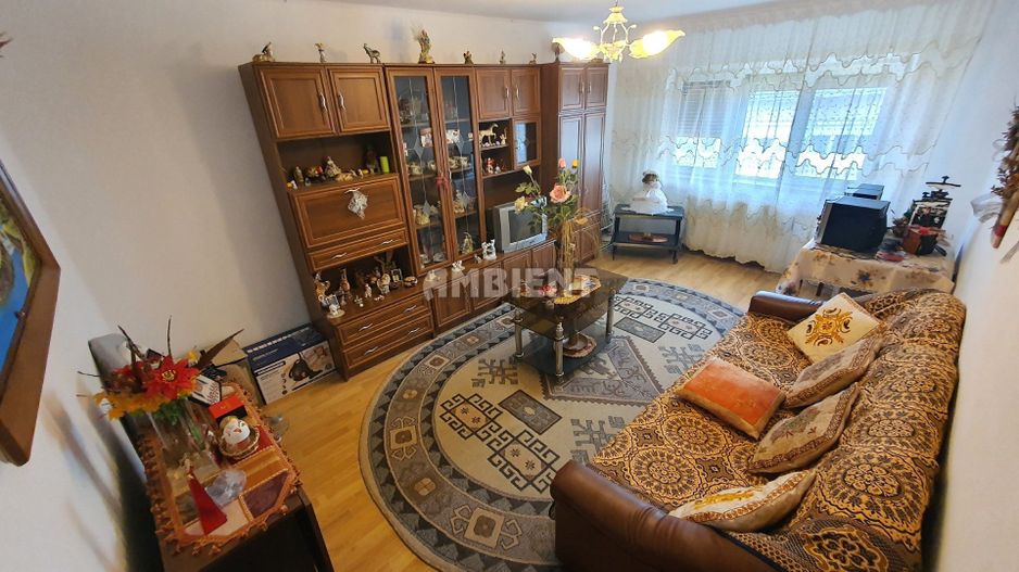 Apartament 2 camere, etaj 3, zona CENTRU; - Poză 2