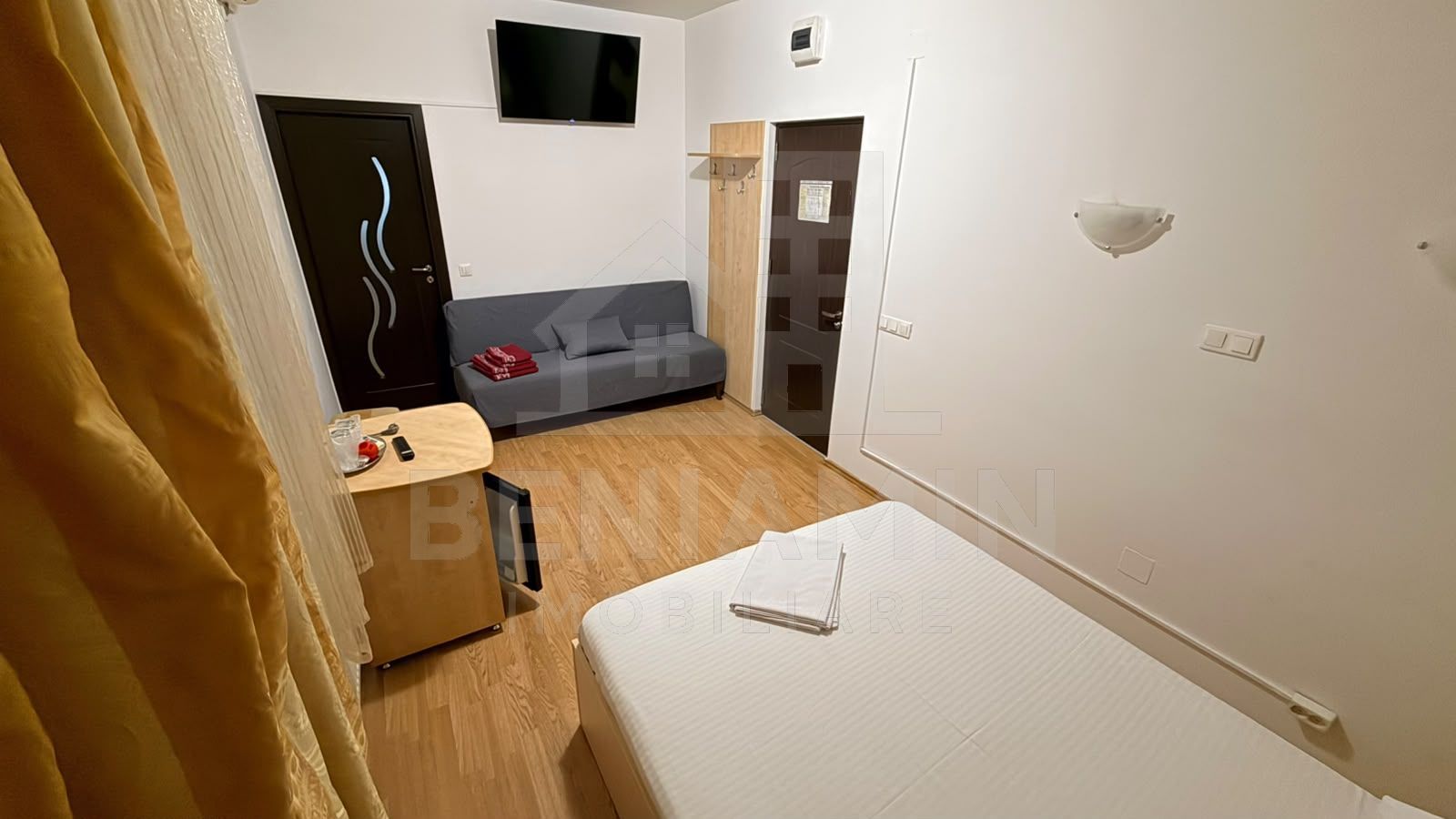 Spatii-15mp-cu-baie-proprie-Parcul-Romanescu -utilitati incluse - Poză 4