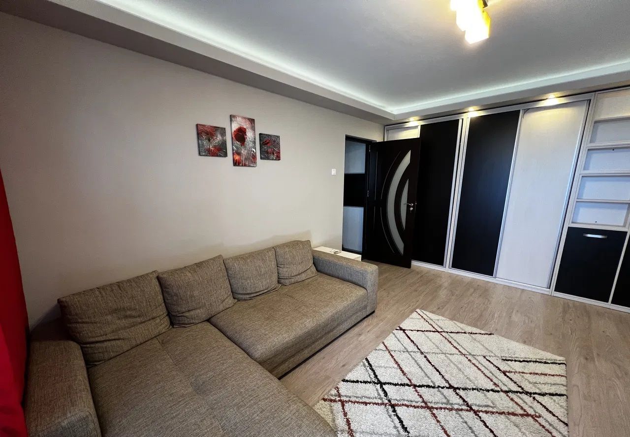 GARSONIERA DECOMANDATA MODERNA BLOC REABILITAT METROU GORJULUI - Poză 5