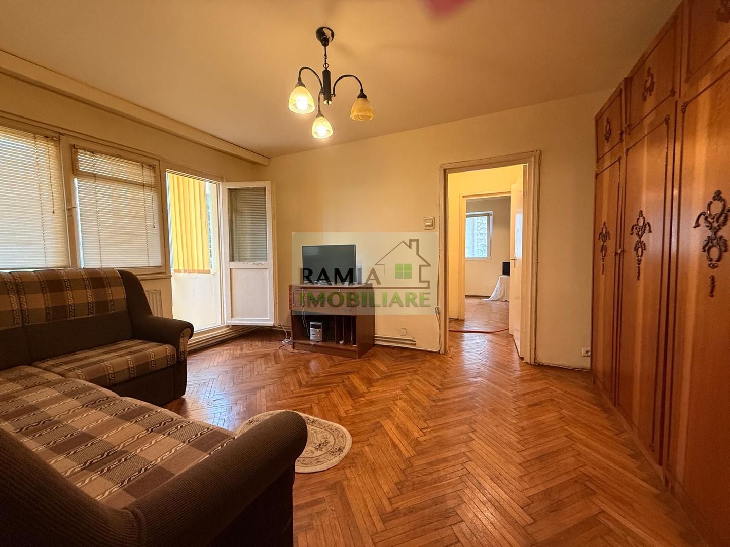 Apartament 2 camere, Centrul Civic – zona CEC Bank - Poză 1
