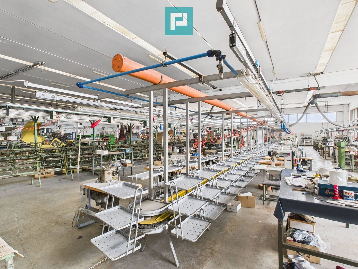 Hală de producție, cu birouri și teren, în Sebiș - Poză 58