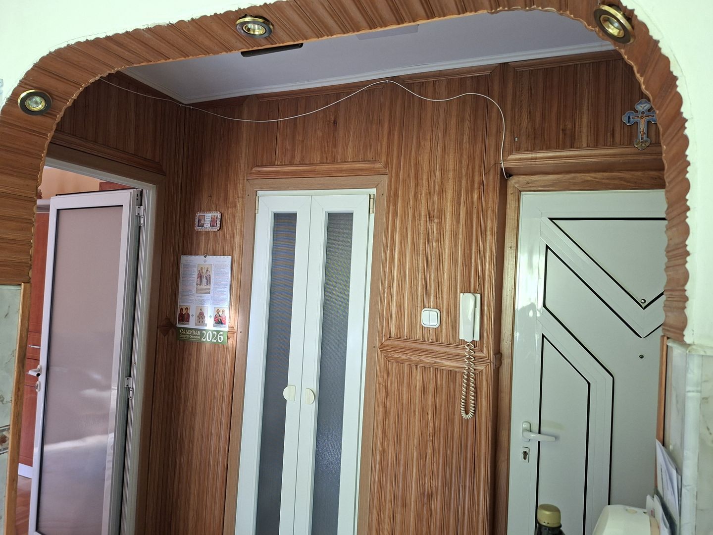 BRASADAS vinde ap 2 cam 52 mp. Etaj 4/4 ULTRACENTRAL. - Poză 4